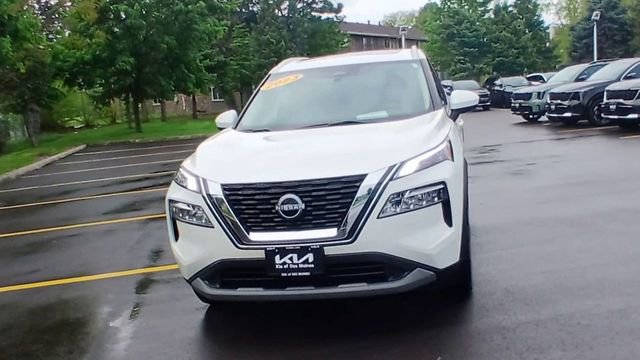 Used 2023 Nissan Rogue SV w/ SV Premium B Package AWD/4WD image 6
