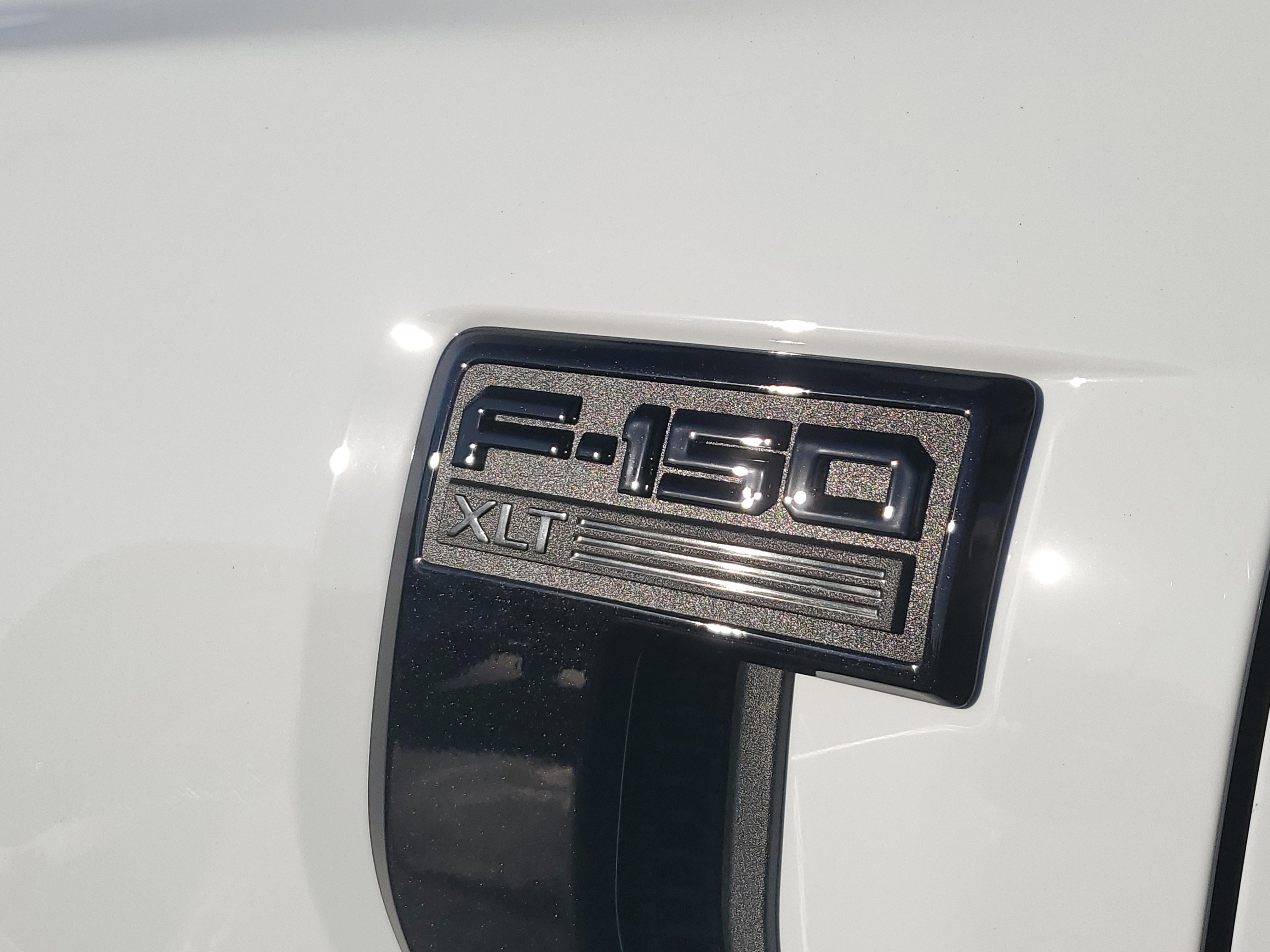 New 2025 Ford F150 XLT w/ Equipment Group 303A High image 6