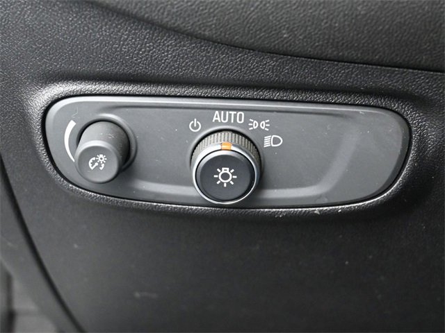 Used 2018 Chevrolet Equinox LT image 15