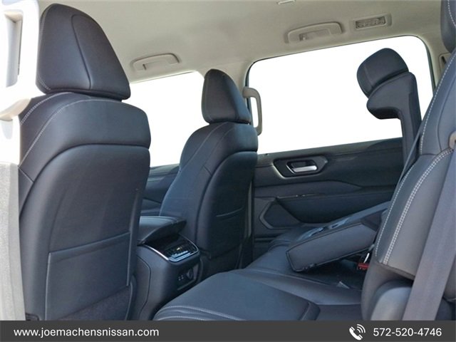 New 2025 Nissan Armada SV image 24