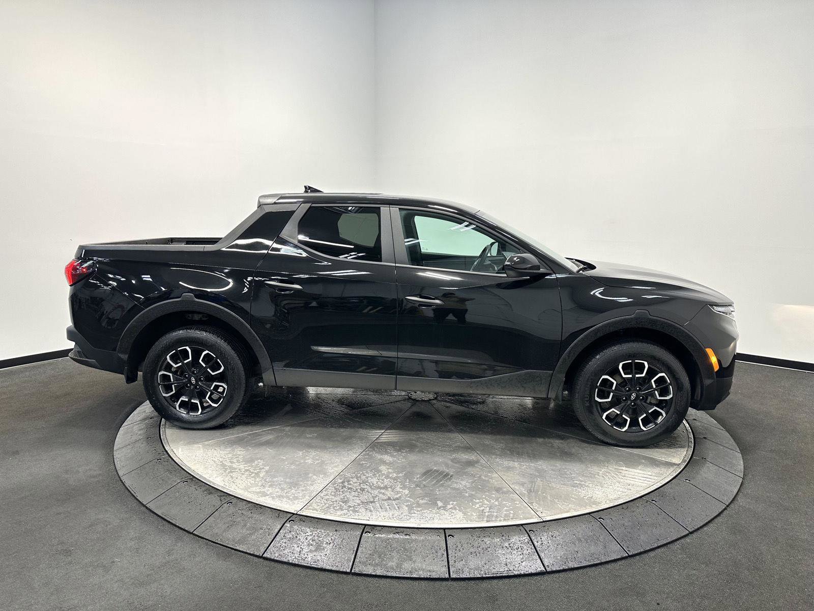 Certified 2023 Hyundai Santa Cruz SE image 8