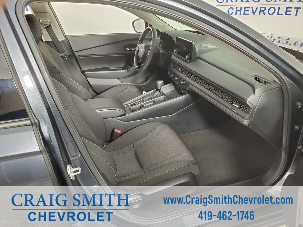 Used 2025 Honda Accord SE image 36