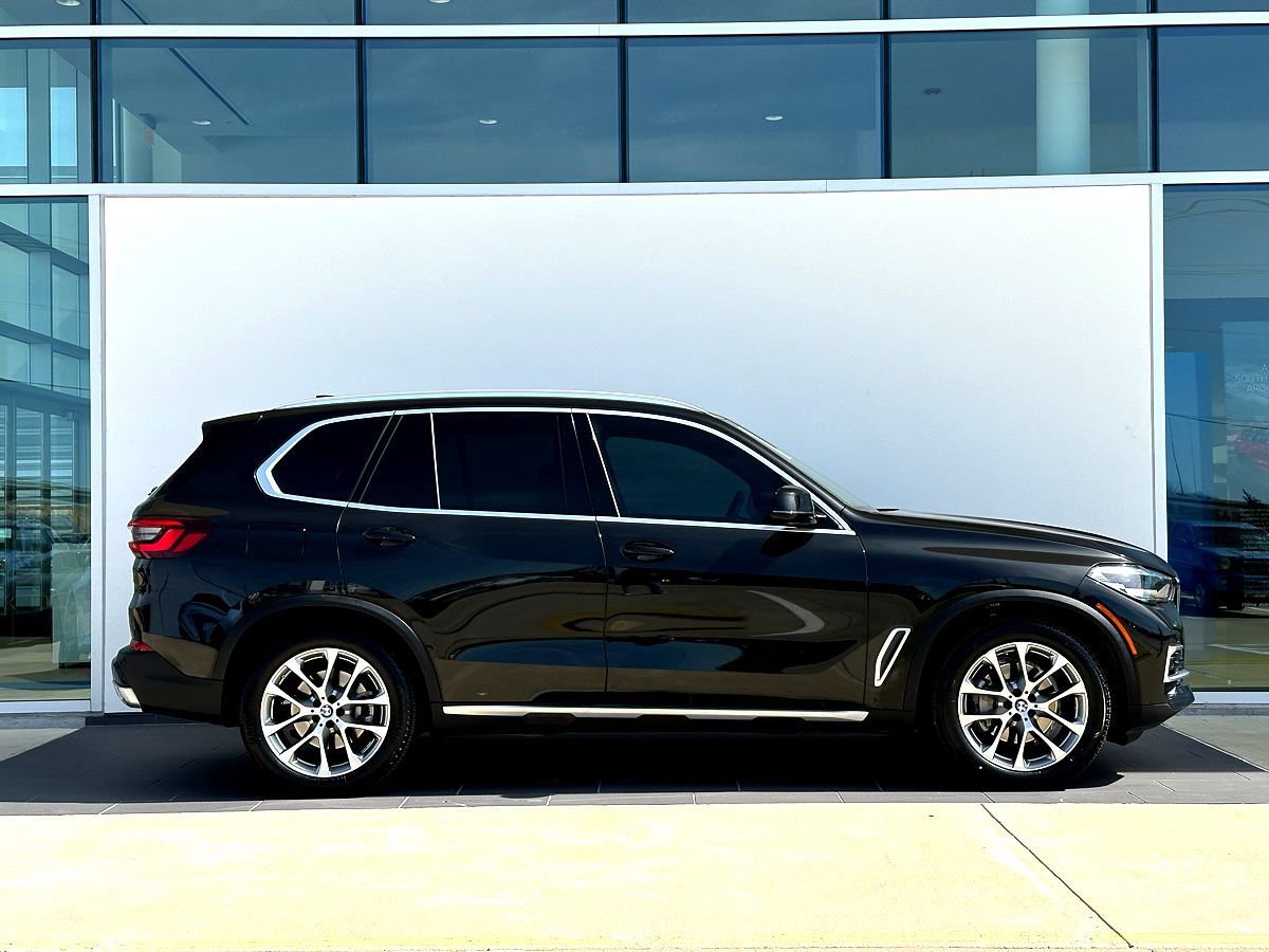 Certified 2023 BMW X5 xDrive40i image 3
