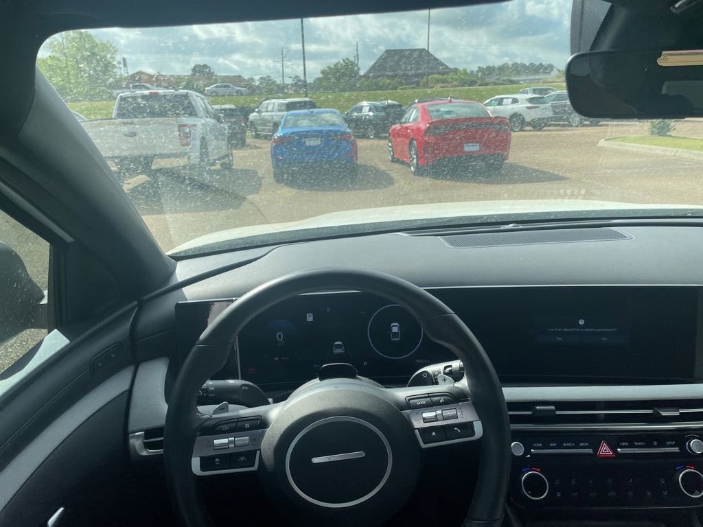 Certified 2025 Hyundai Santa Cruz Limited image 19