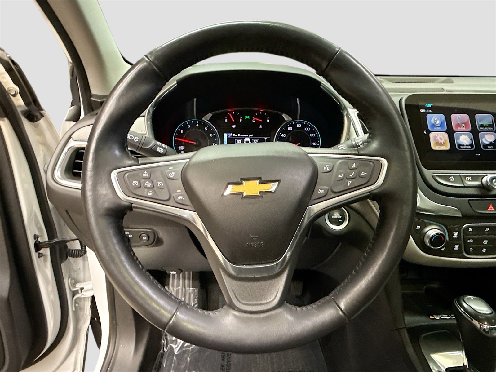 Used 2018 Chevrolet Equinox Premier image 11