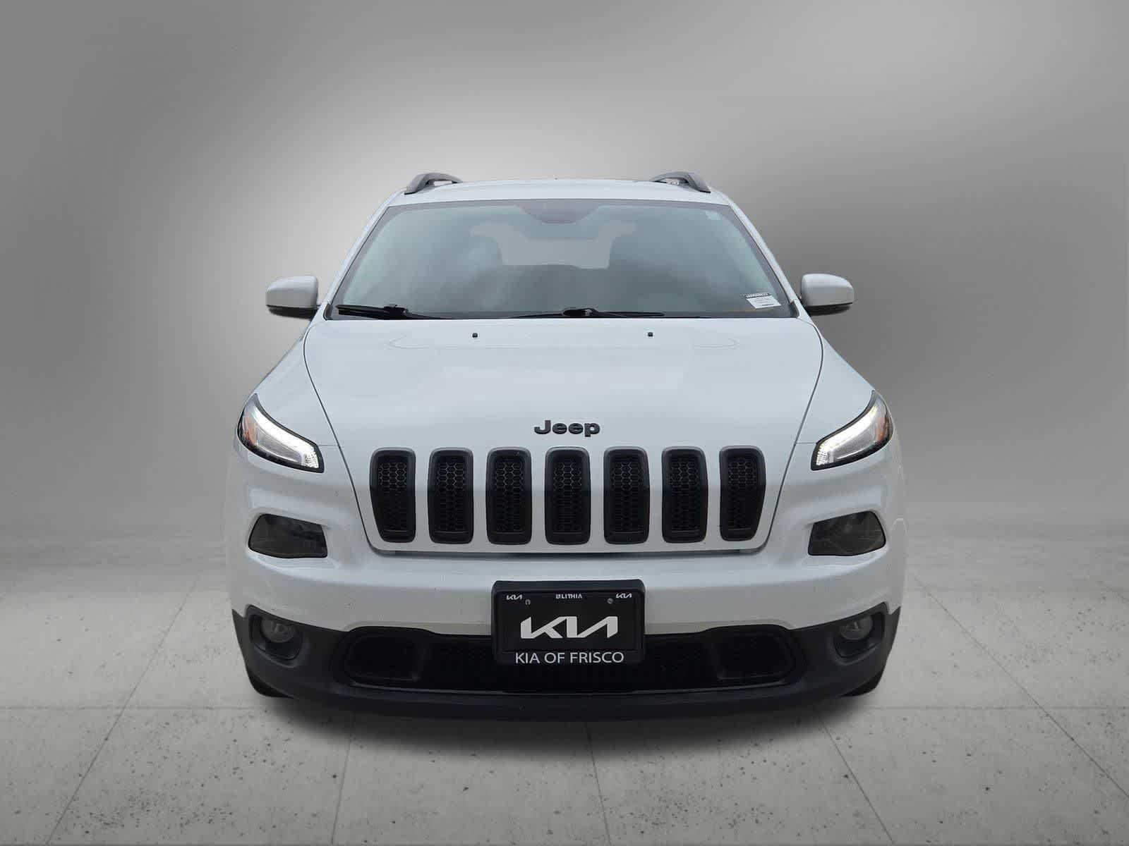 Used 2017 Jeep Cherokee Limited FWD image 9