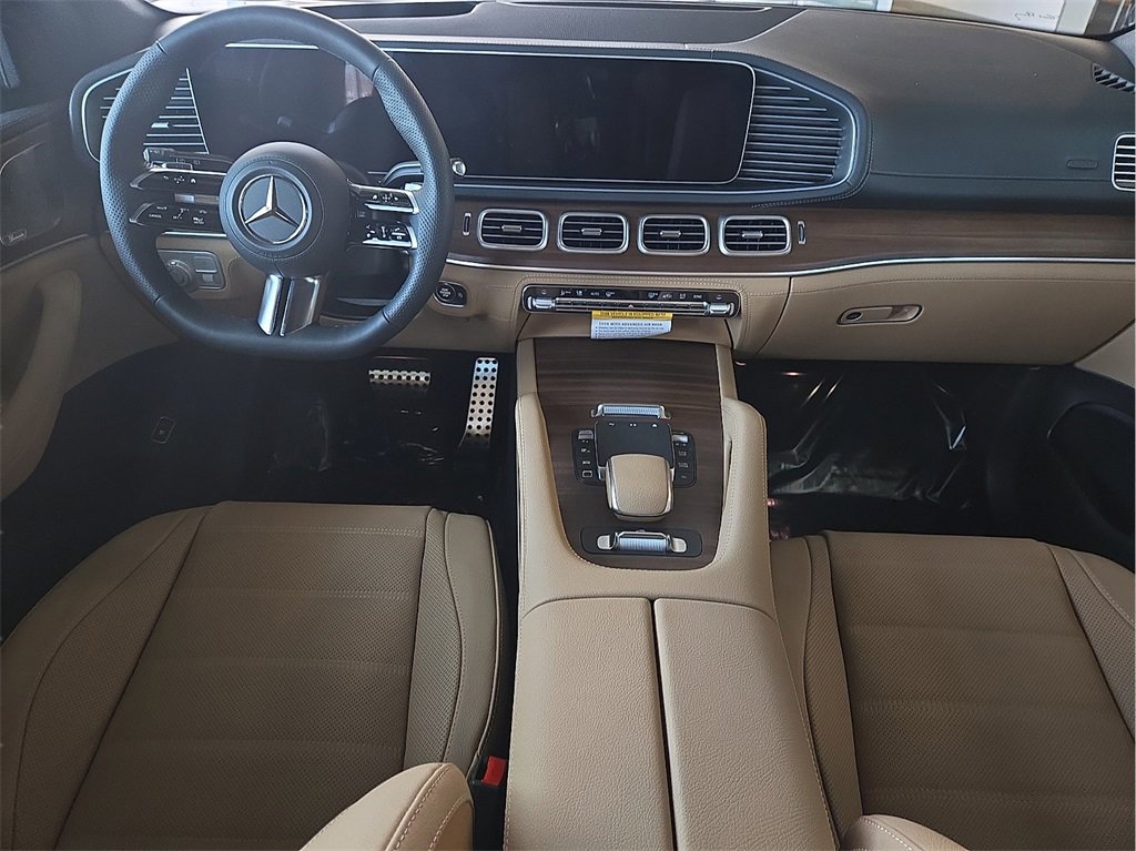 New 2026 Mercedes-Benz GLS 580 4MATIC image 13
