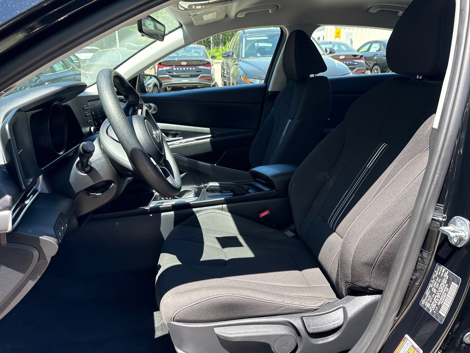 Certified 2023 Hyundai Elantra SEL w/ Winter Weather Package FWD image 13