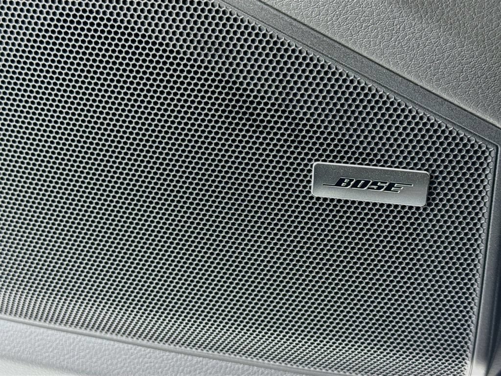 New 2026 Porsche Cayenne Coupe AWD/4WD image 12