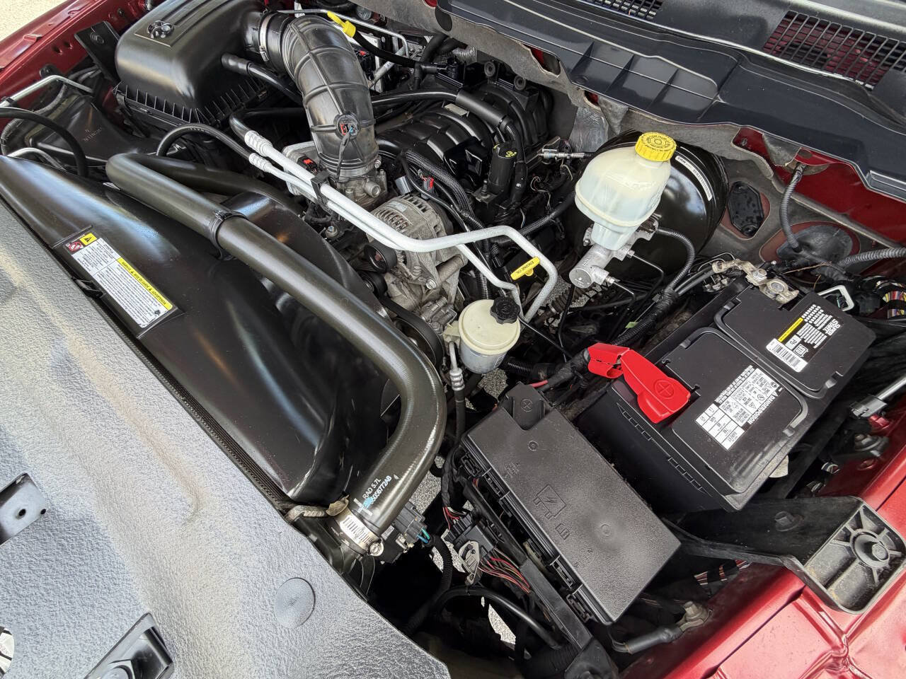 Used 2011 RAM 1500 Laramie RWD image 18