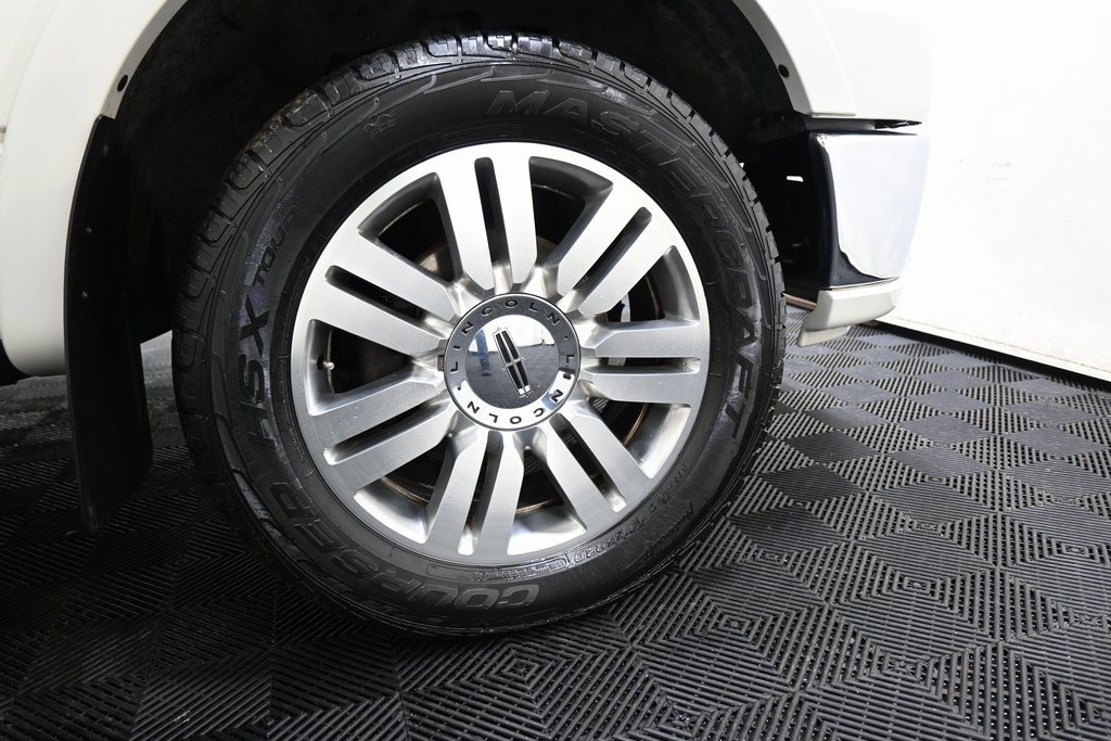 Used 2006 Lincoln Mark LT 4x4 image 32