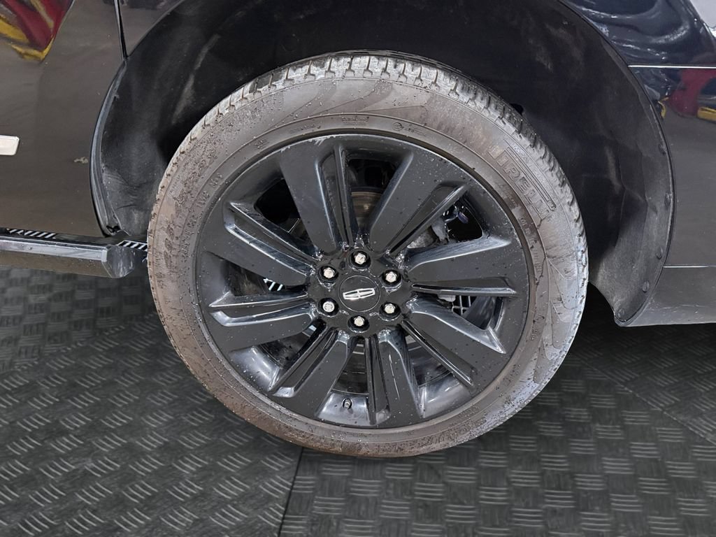 Used 2024 Lincoln Navigator L Reserve w/ Equipment Group 201A AWD/4WD image 14