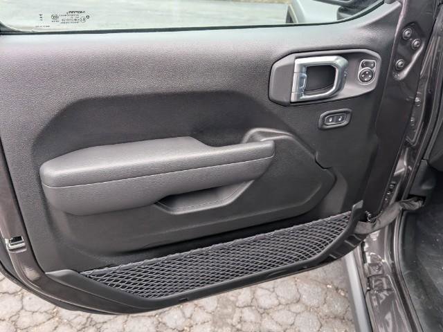 New 2026 Jeep Wrangler Sahara image 9