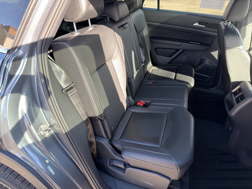 Used 2020 Volkswagen Atlas Cross Sport SEL image 24