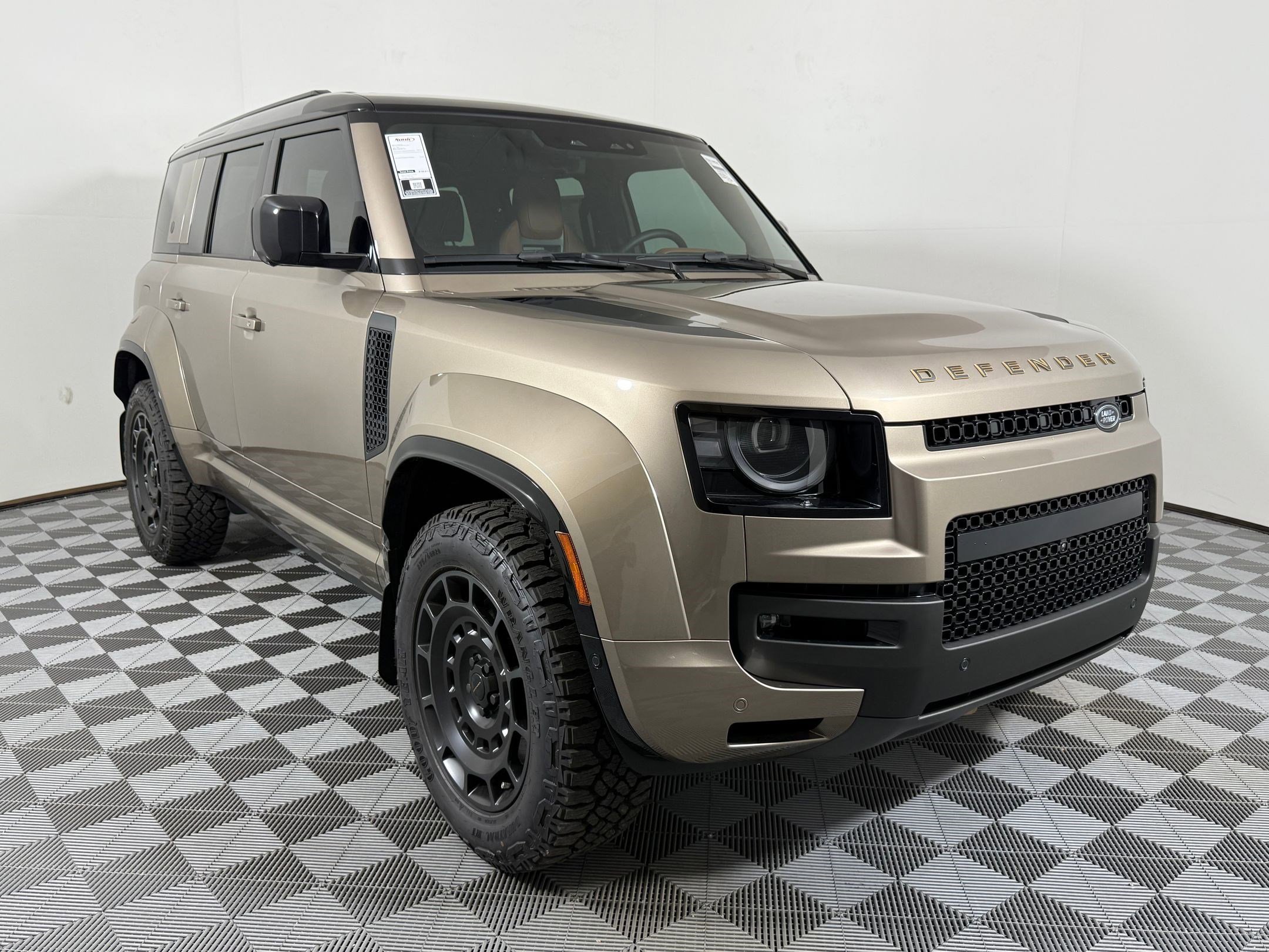 New 2026 Land Rover Defender 110 OCTA AWD/4WD image 8