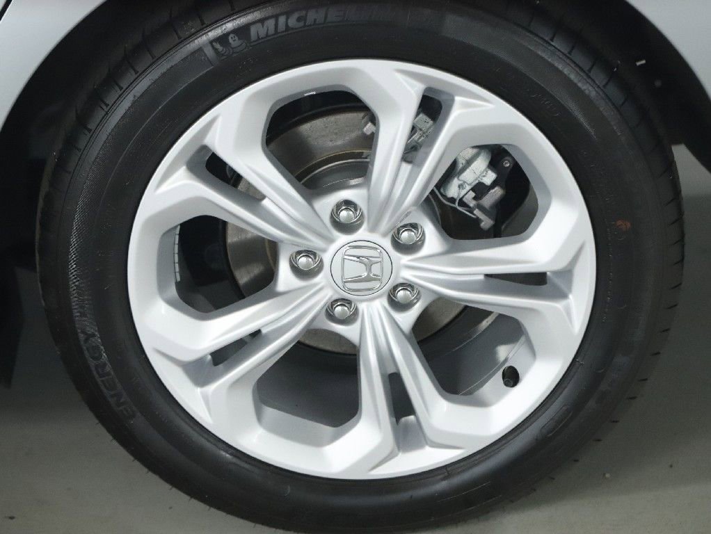 Used 2025 Honda Accord LX image 41