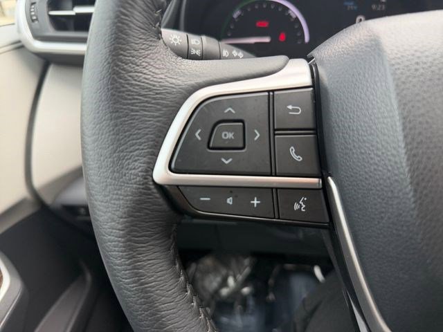 Used 2023 Toyota Sienna XLE FWD image 27