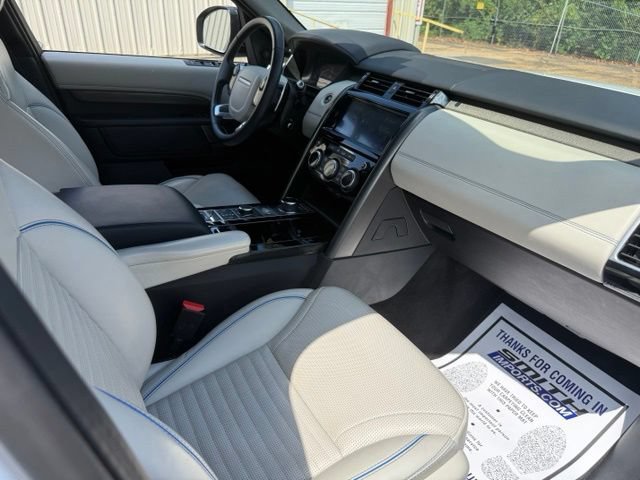 Used 2020 Land Rover Discovery HSE Luxury AWD/4WD image 14