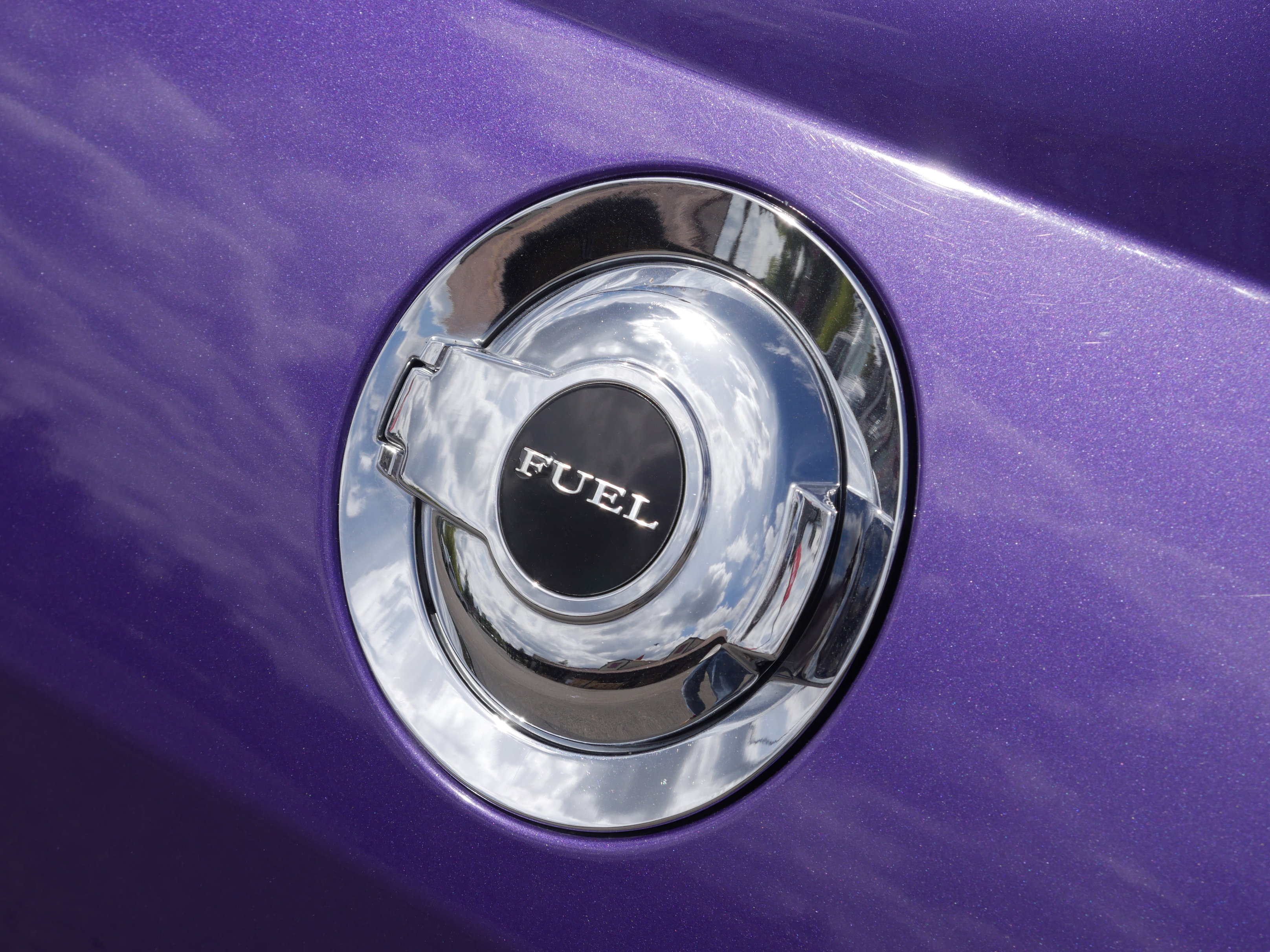 Used 2014 Dodge Challenger SRT8 RWD image 15