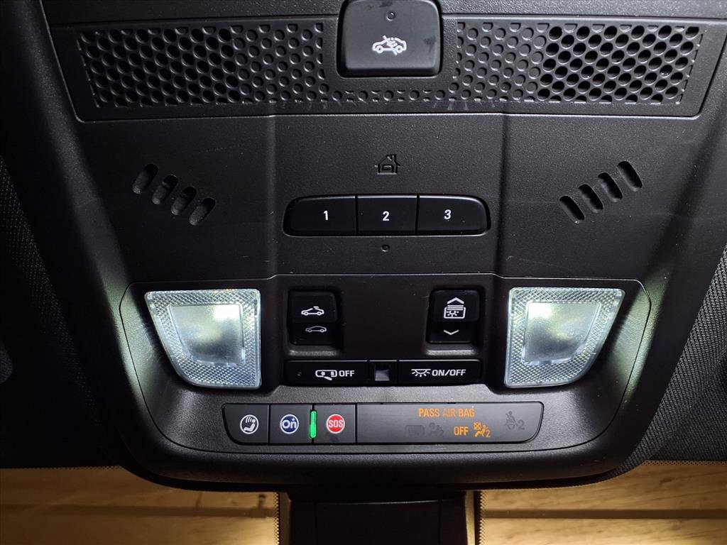 Certified 2022 Cadillac XT6 Premium Luxury image 12