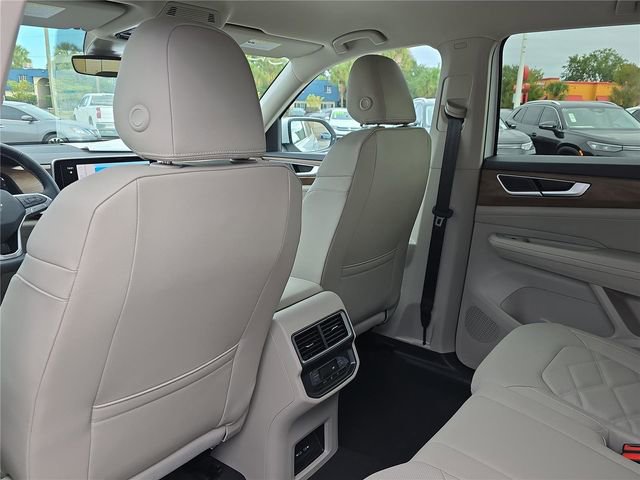 New 2026 Volkswagen Atlas SE image 12