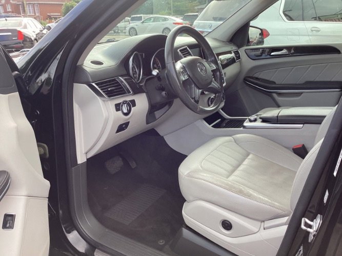 Used 2014 Mercedes-Benz GL 450 GL 450 image 6