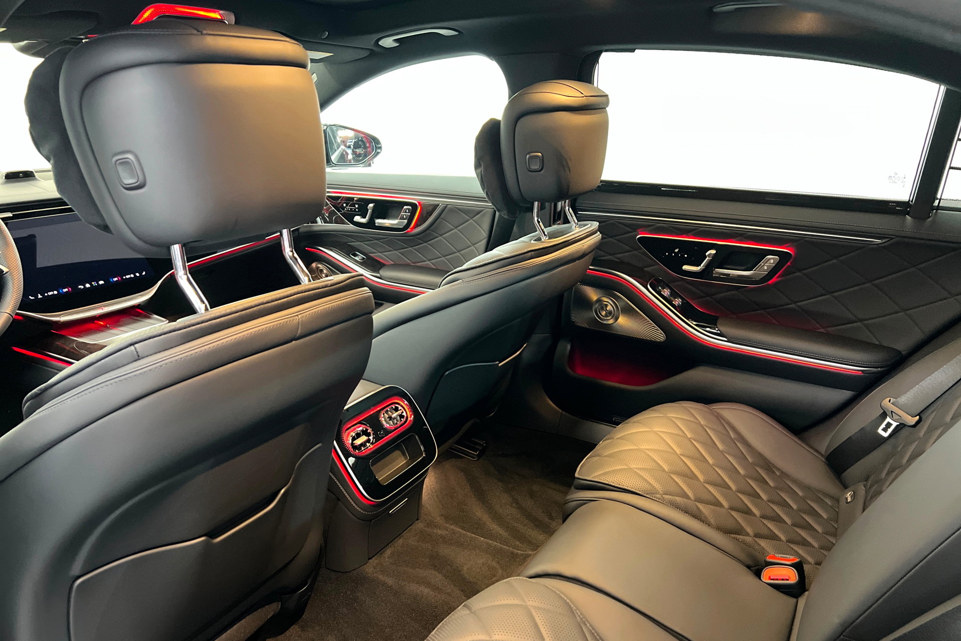 New 2027 Mercedes-Benz S 580 4MATIC Sedan image 19