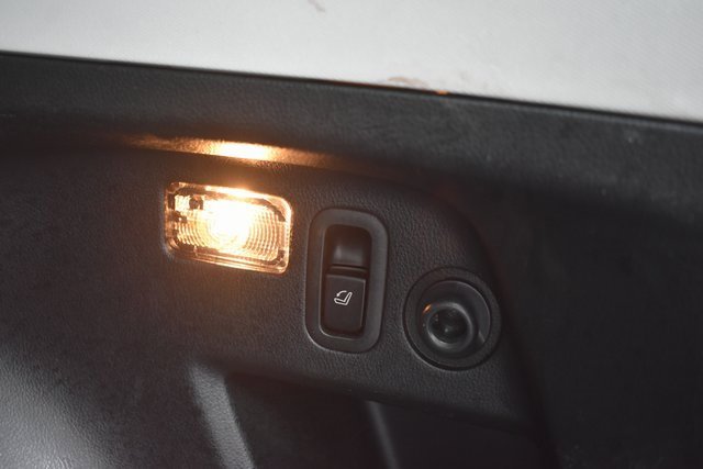 Used 2015 Subaru Forester 2.5i Touring w/ Eyesight & Navigation System image 37