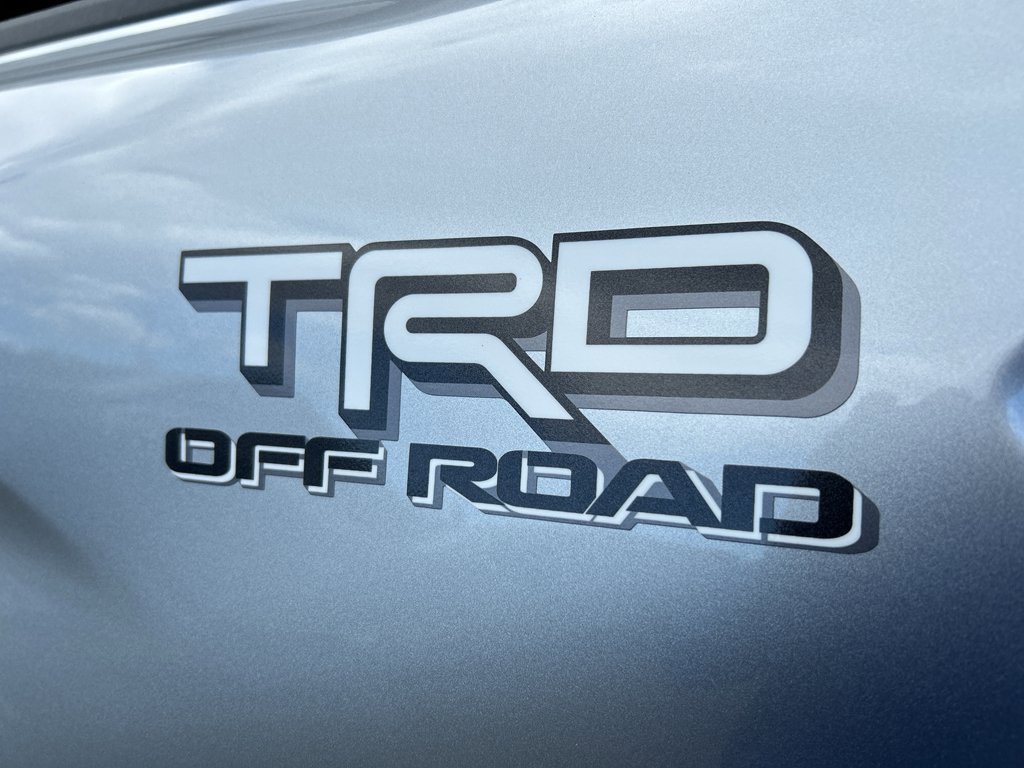 Used 2024 Toyota Tacoma TRD Off-Road AWD/4WD image 9