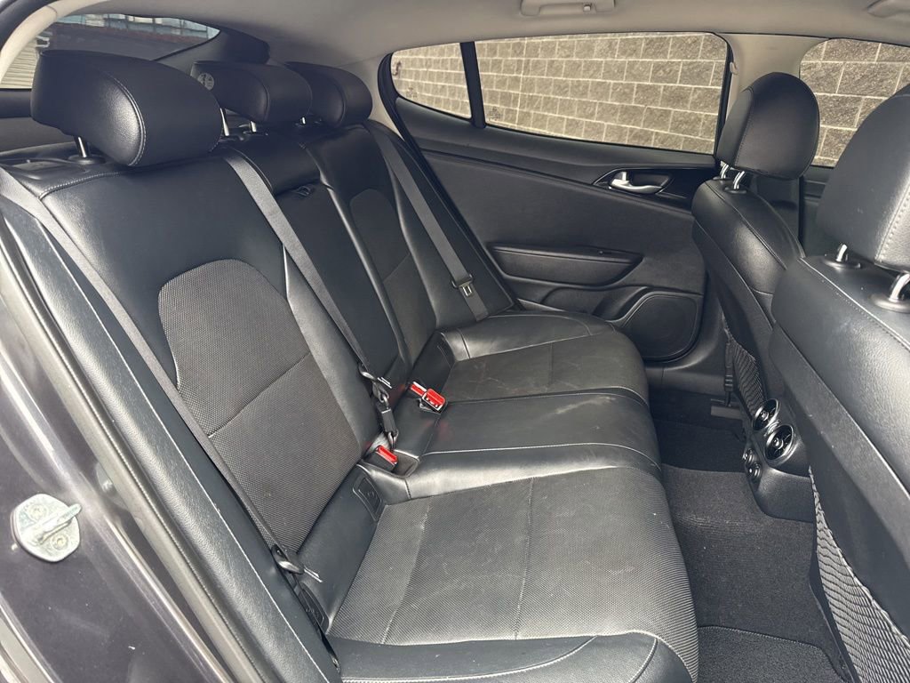 Used 2019 Kia Stinger image 32