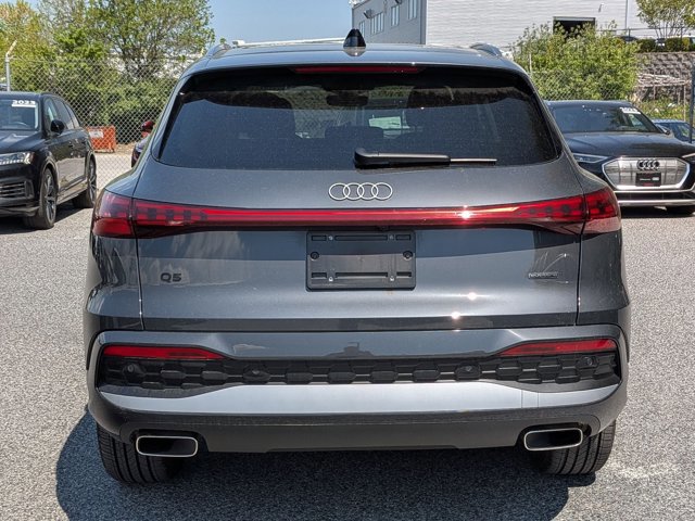 Certified 2025 Audi Q5 Premium w/ Convenience Package AWD/4WD image 5