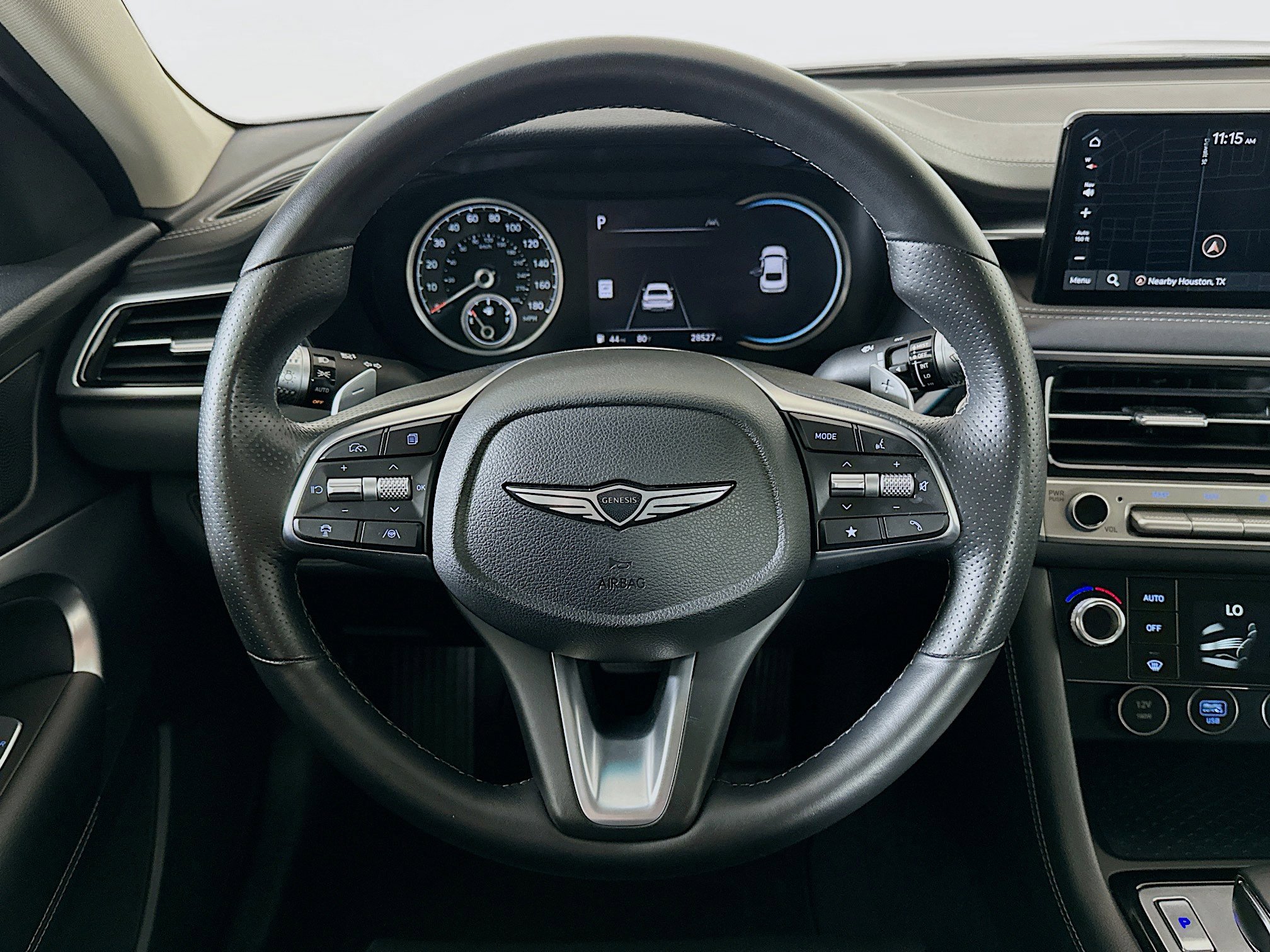 Used 2025 Genesis G70 2.5T image 18