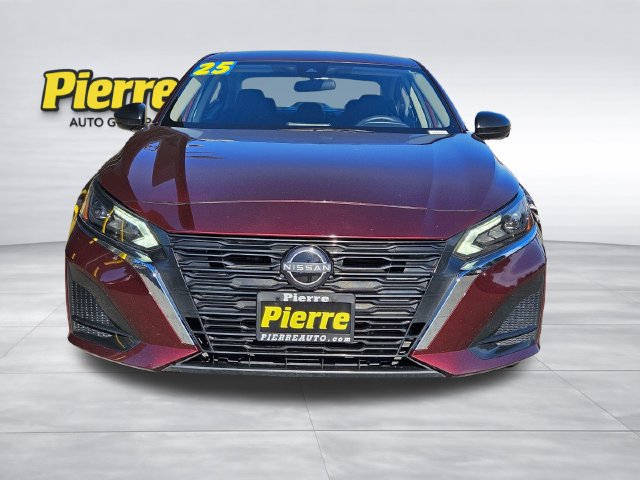Used 2025 Nissan Altima 2.5 SV FWD image 8