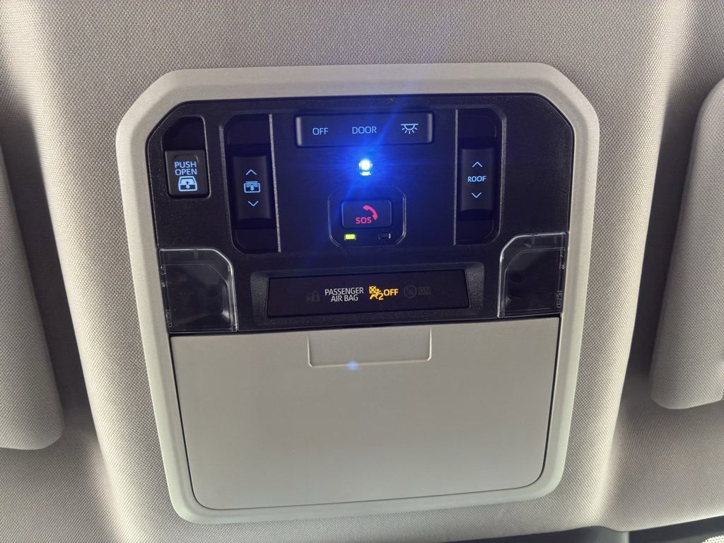 Used 2023 Toyota Tundra Limited image 39