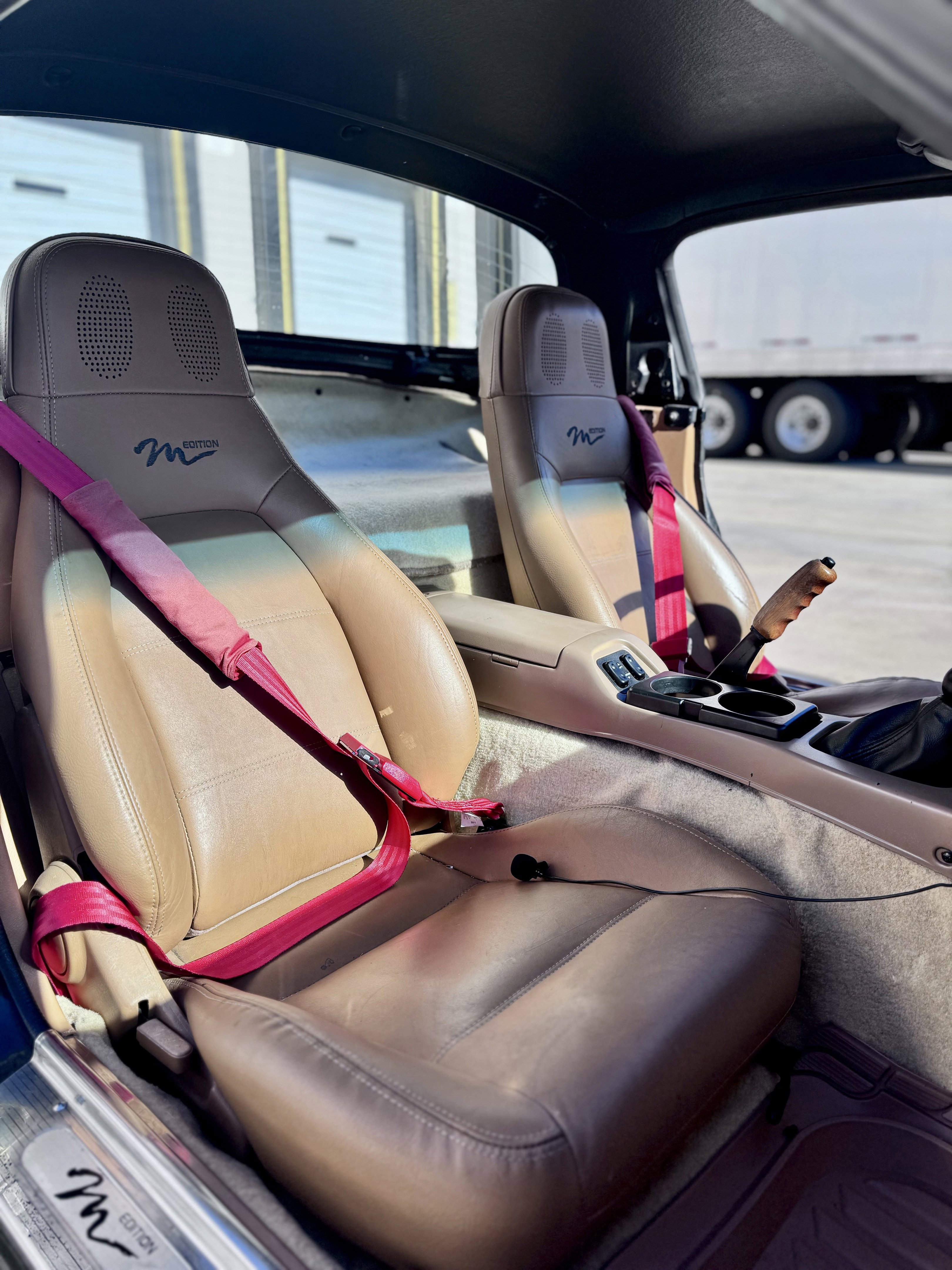 Used 1997 MAZDA MX-5 Miata image 48