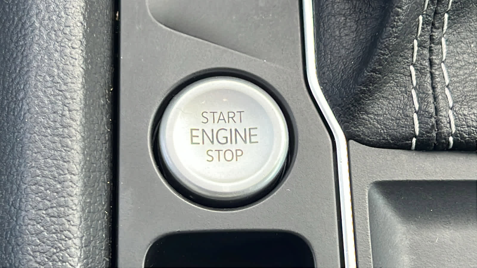 Used 2022 Volkswagen Atlas SE image 17