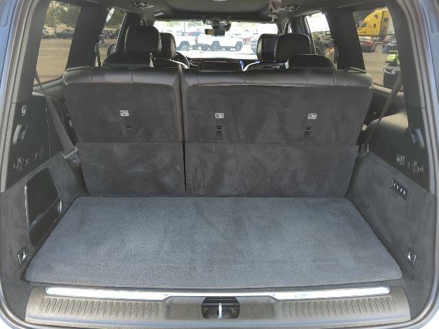 Certified 2022 Jeep Grand Wagoneer Series III w/ HD Trailer Tow Package AWD/4WD image 28