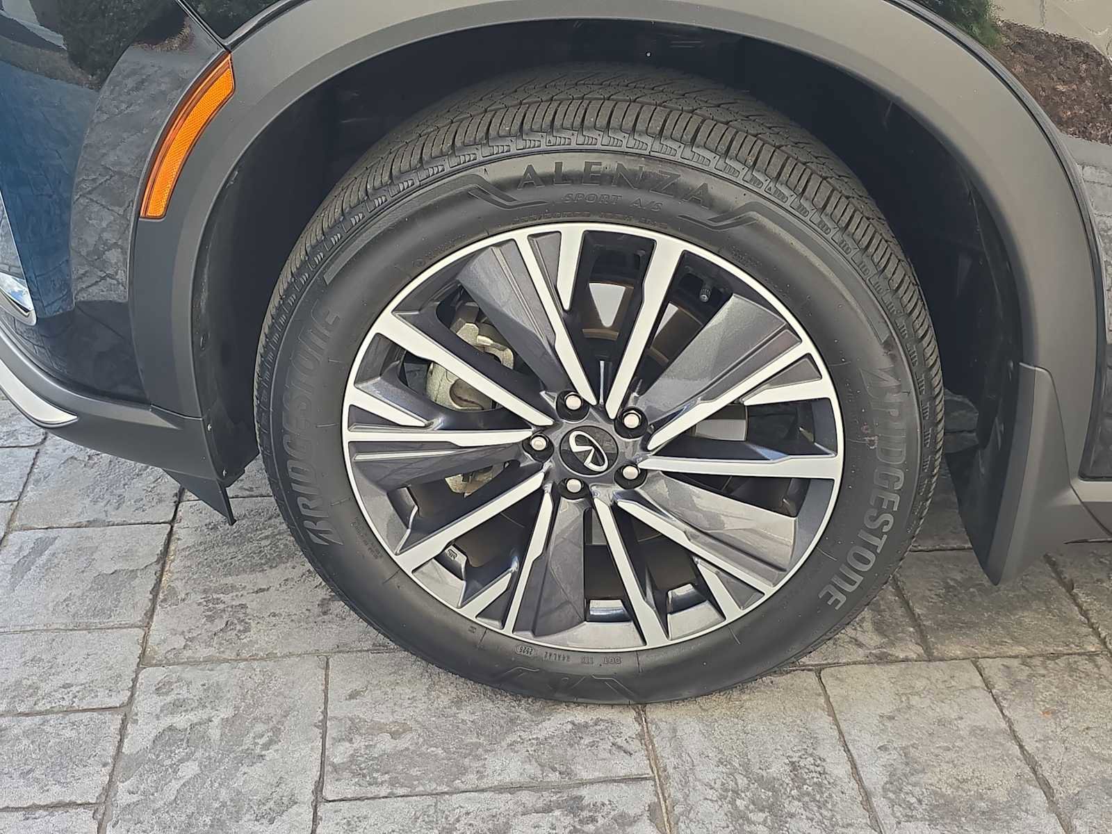 Certified 2026 INFINITI QX60 Luxe w/ Cargo Package image 5