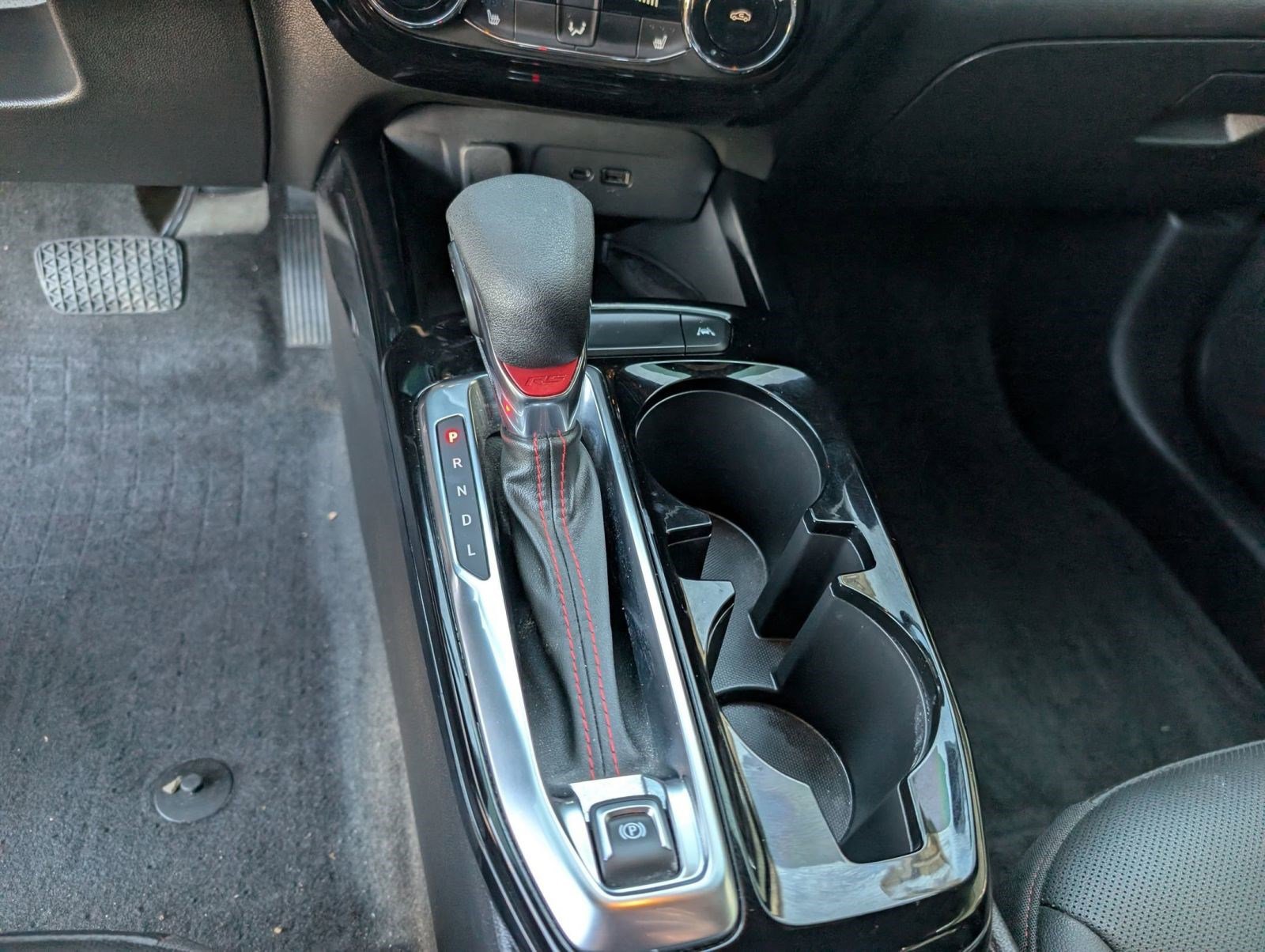 Used 2024 Chevrolet Trax RS w/ Sunroof Package image 19