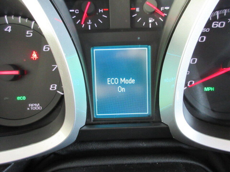 Used 2014 Chevrolet Equinox LT w/ Driver Convenience Package image 15