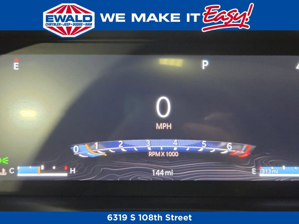 New 2025 Jeep Grand Cherokee 4WD image 25