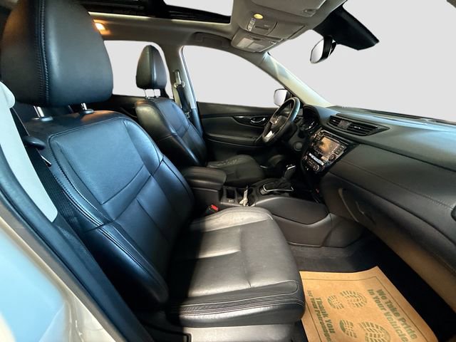 Used 2018 Nissan Rogue SL w/ Premium Package image 29