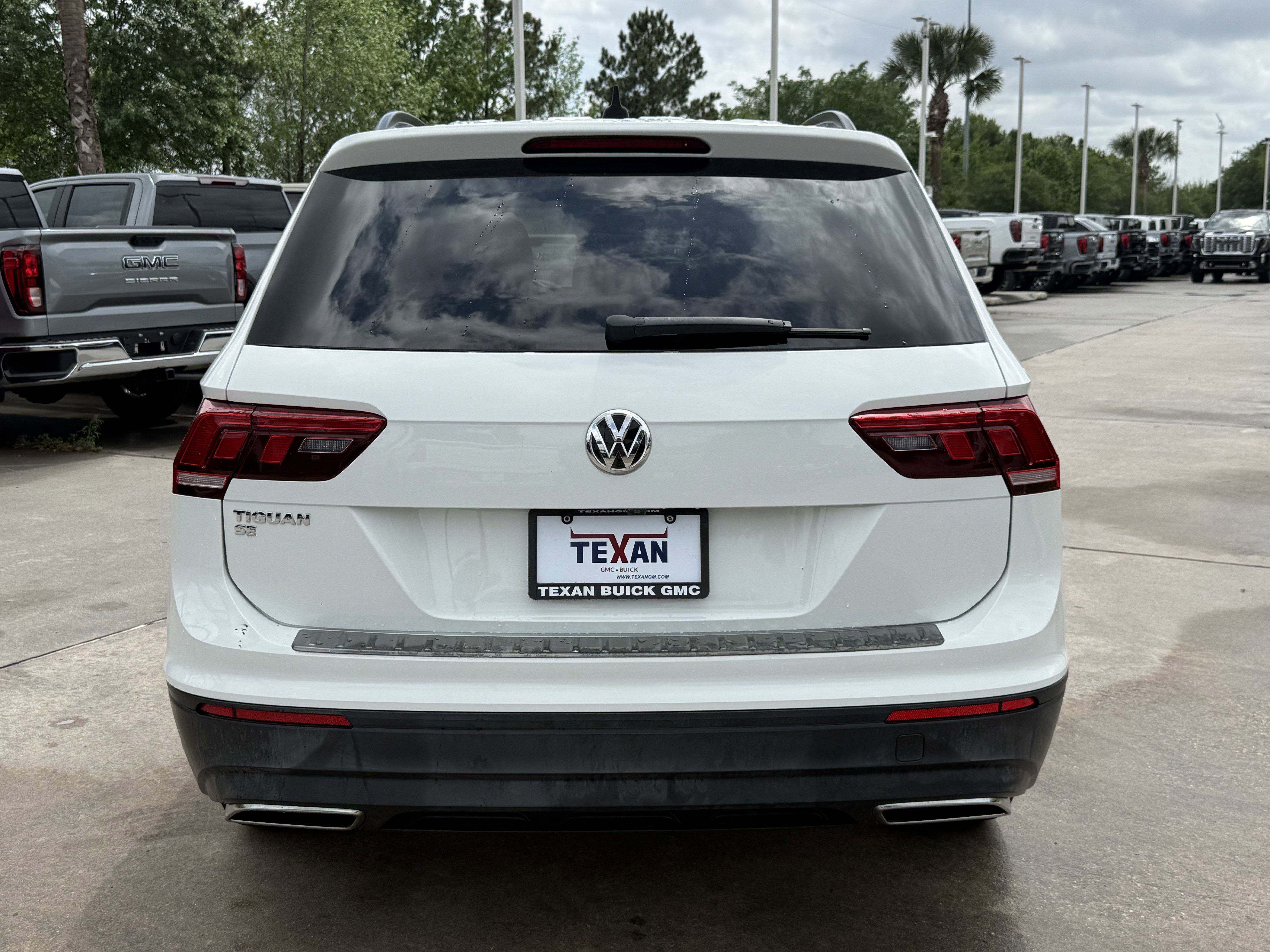 Used 2019 Volkswagen Tiguan SE image 6