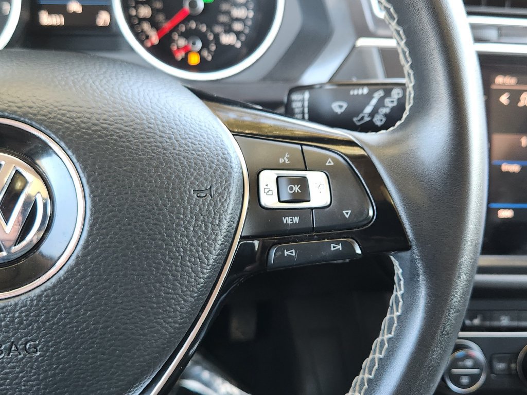 Used 2021 Volkswagen Tiguan SE AWD/4WD image 17
