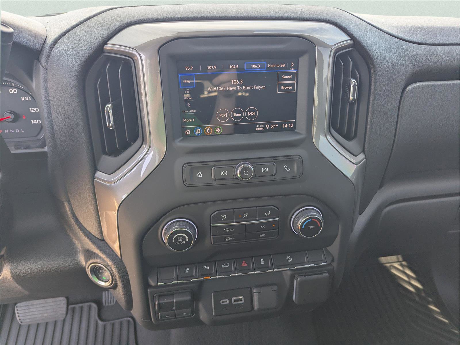 Used 2026 Chevrolet Silverado 2500 Custom w/ Custom Value Package image 14