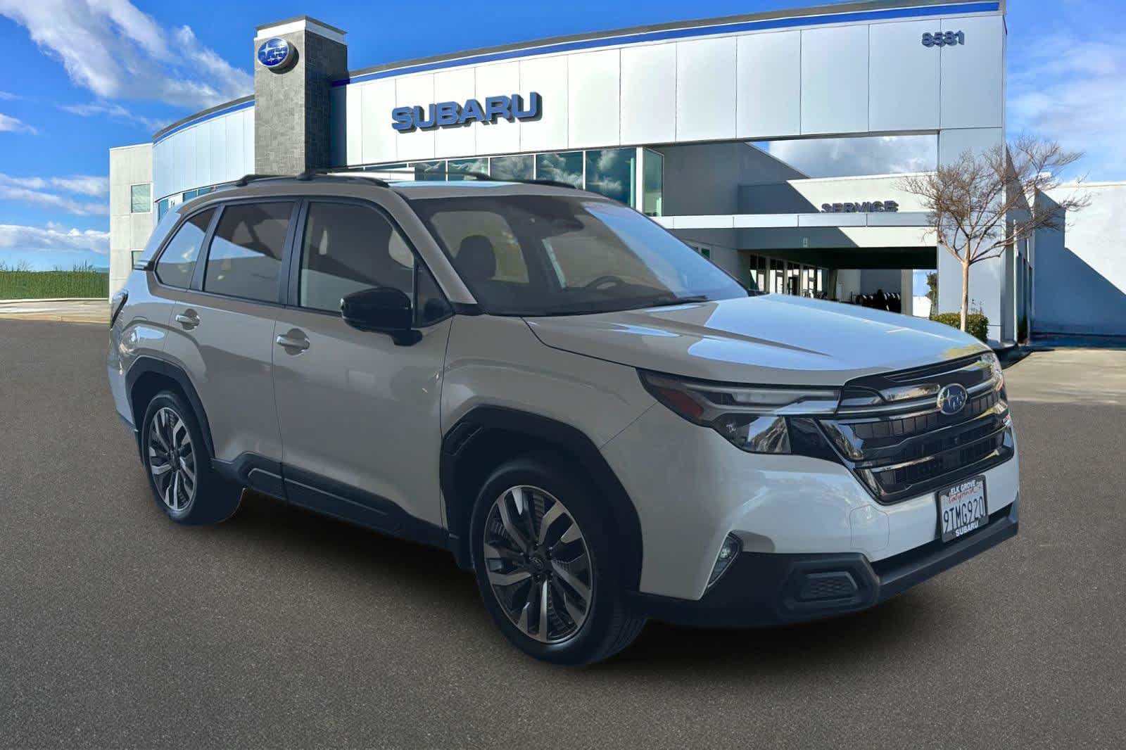 Certified 2025 Subaru Forester Touring AWD/4WD image 5