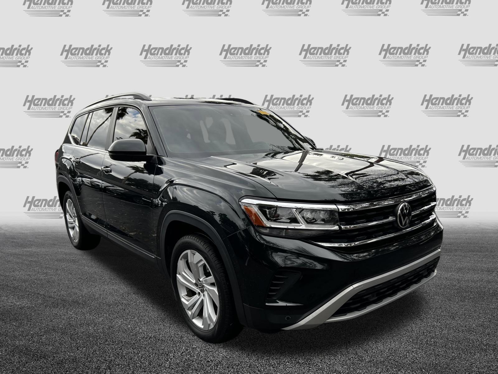 Used 2021 Volkswagen Atlas SE w/ Panoramic Sunroof Package image 2