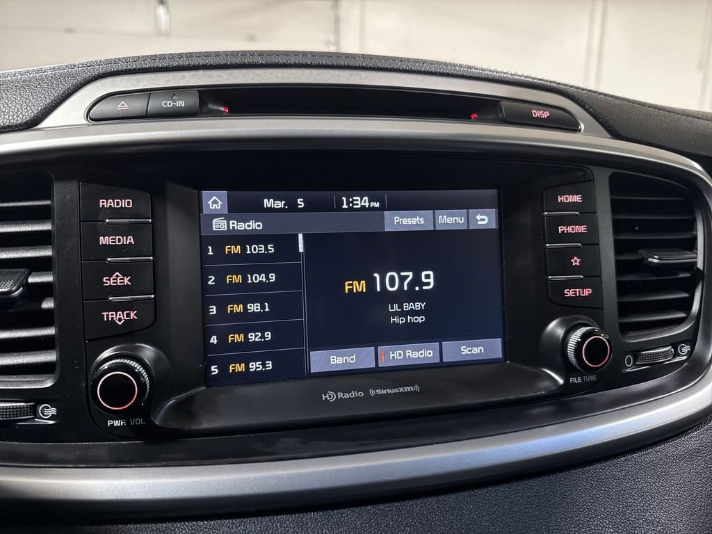 Used 2019 Kia Sorento LX w/ LX Convenience Package FWD image 14