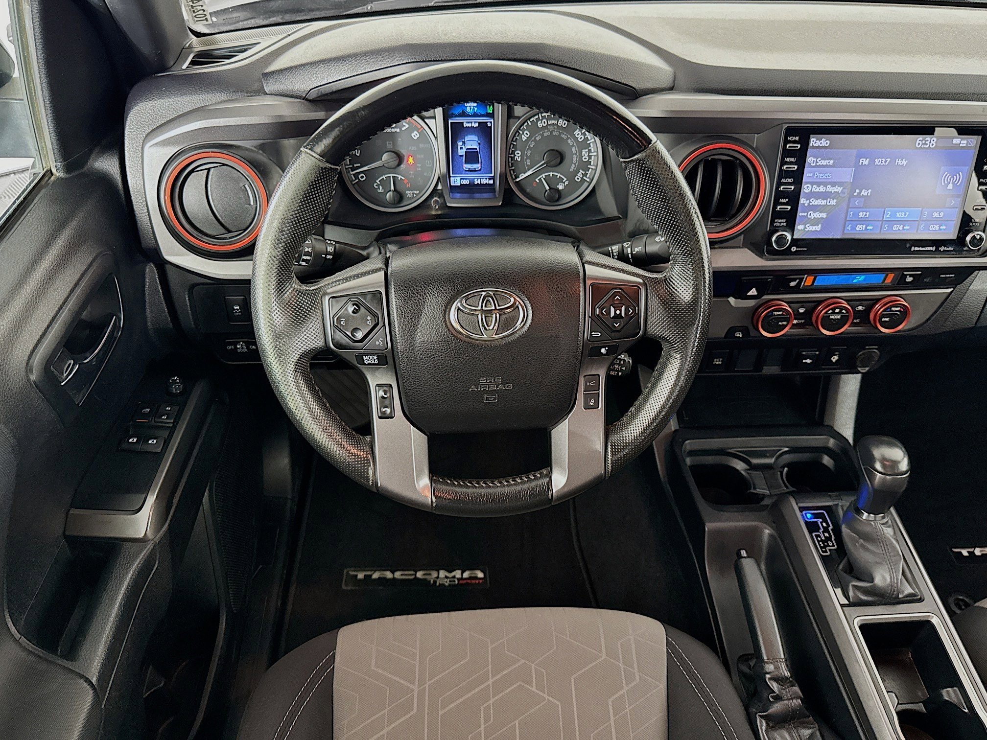 Used 2022 Toyota Tacoma TRD Sport w/ TRD Premium Sport Package RWD image 16