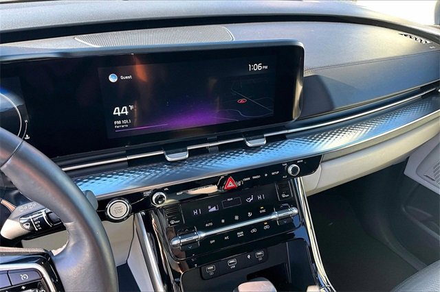 Certified 2022 Kia Carnival SX Prestige image 6